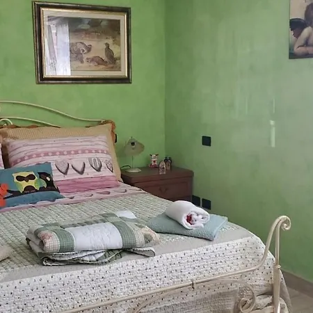 Loving Hearts Apartment